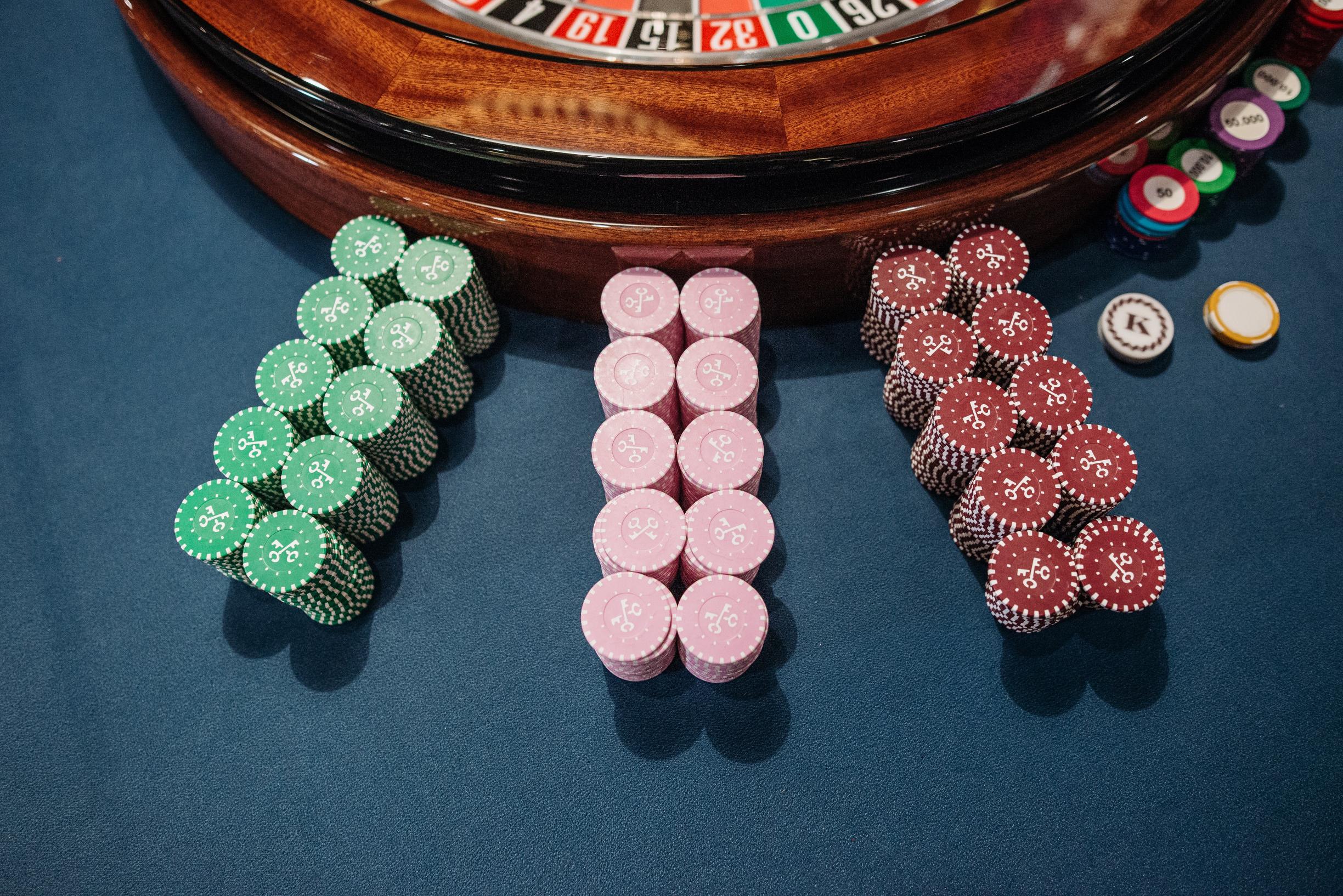 10 Common Mistakes to Avoid While Playing Blackjack